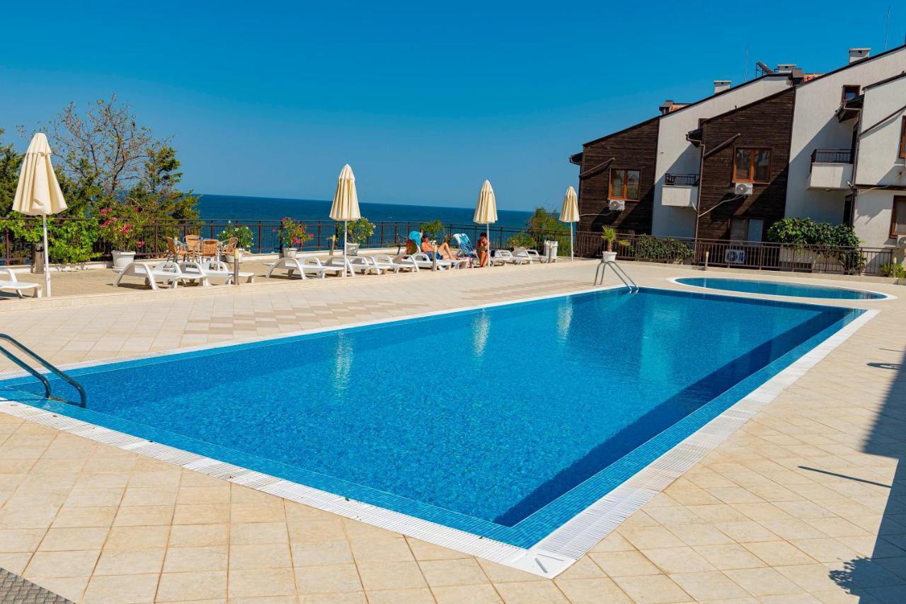 Menada Apolon Apartments Sozopol Eksteriør bilde