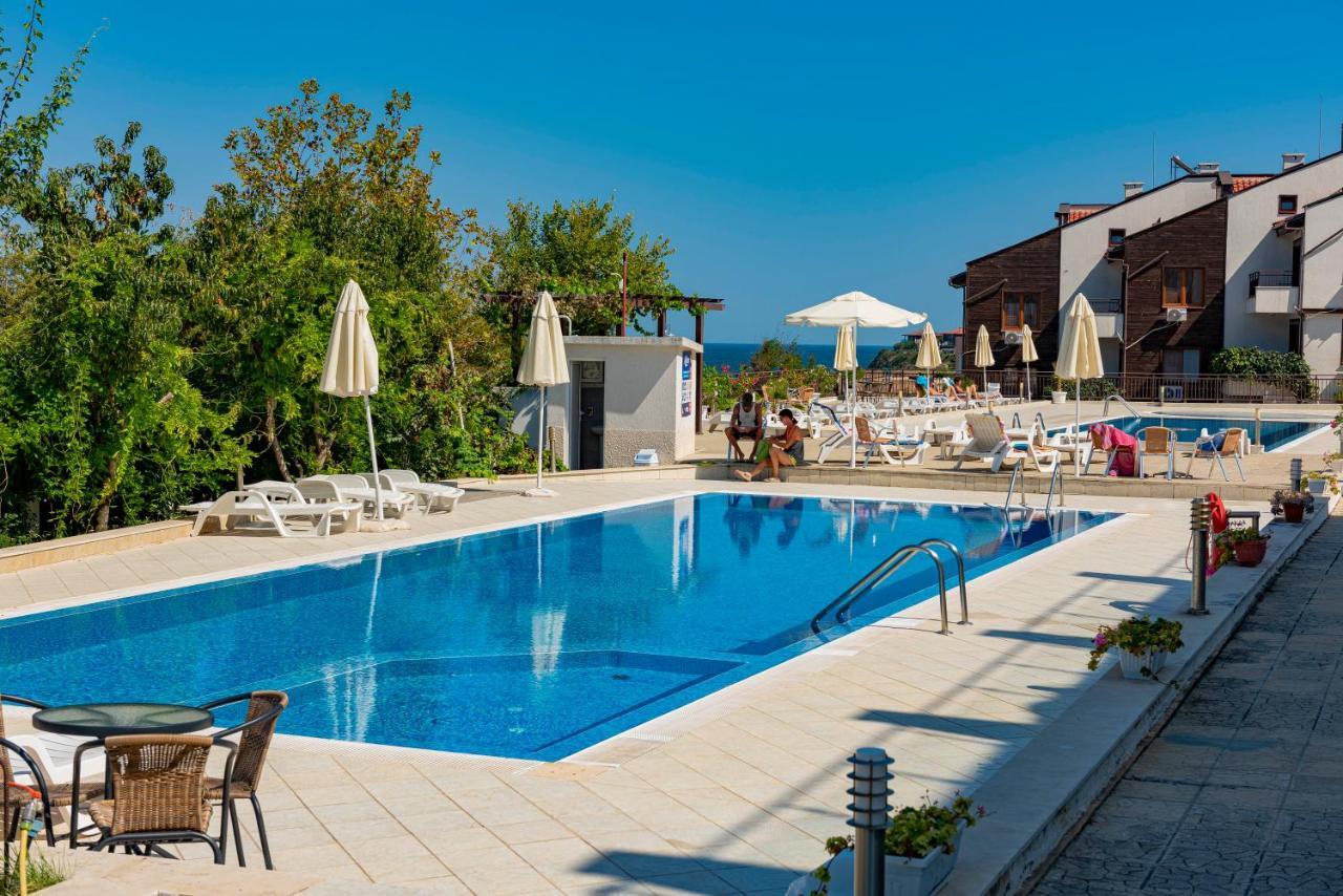 Menada Apolon Apartments Sozopol Eksteriør bilde