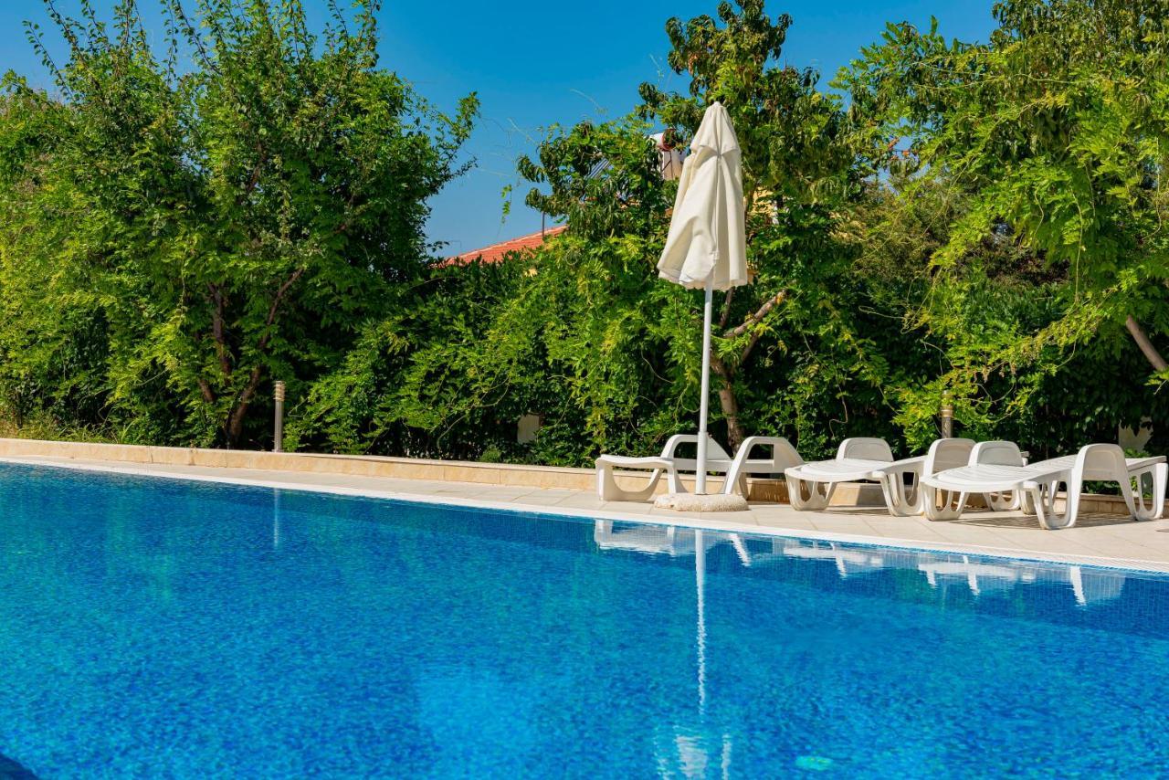 Menada Apolon Apartments Sozopol Eksteriør bilde