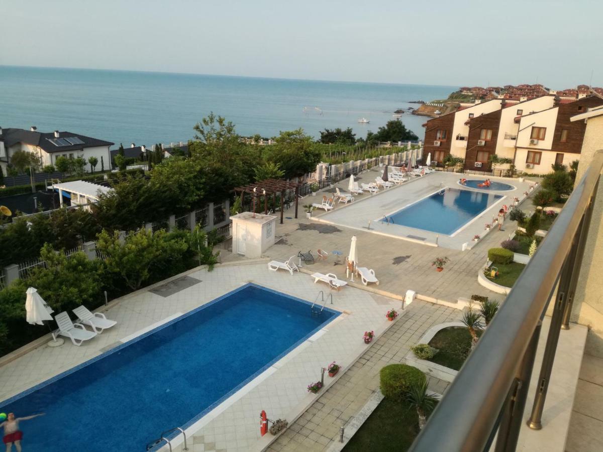 Menada Apolon Apartments Sozopol Eksteriør bilde