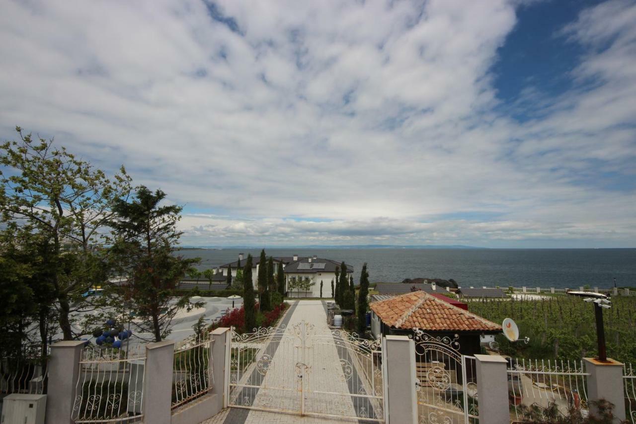 Menada Apolon Apartments Sozopol Eksteriør bilde